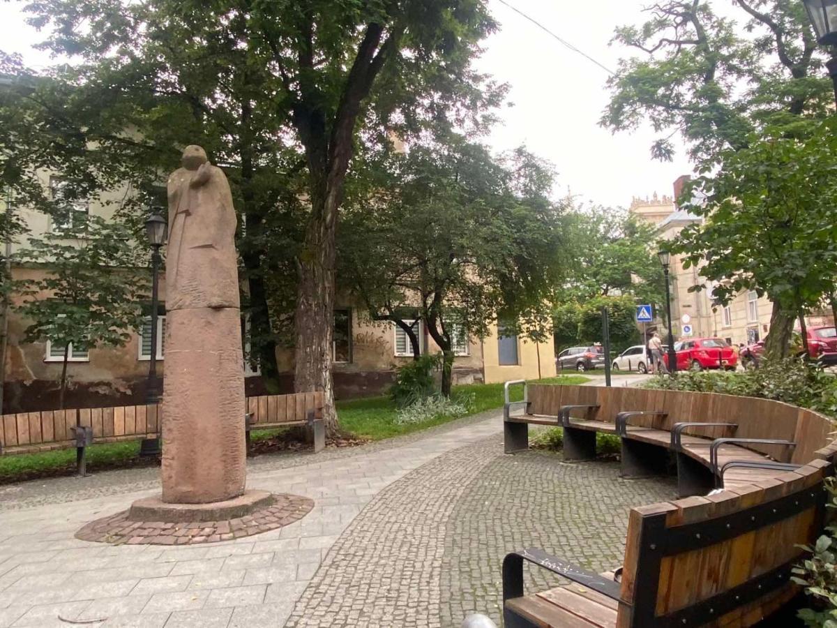 Apartamento Вірменська 14 Центр З Балконом Не Далеко Від Ж Д Вокзалу Звітні Документи Leópolis Exterior foto